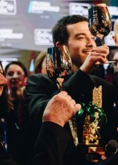 Diodato vincitore del Festival di Sanremo 2020 con «Fai Rumore  -  veste  Dolce&Gabbana  Moët & Chandon serata Finale 70° Festival di Sanremo