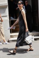 Caroline Issa carrying the Arco_Milan Fashion Week, June 2019