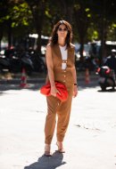 Deborah Reyner carrying the Pouch_Paris Fashion Week, June 2019
