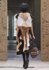 Burberry Spring Summer 2022 women's collection
