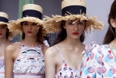 Chanel accessories Spring Summer 2019 women's collection
