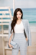 Jennie Kim Chanel Spring Summer 2019 Ready to Wear Collection (© 2018 CHANEL - LEGAL STATEMENT)