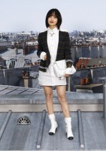 Xin Zhi Lei . Chanel : Photocall - Paris Fashion Week - Womenswear Spring Summer 2020