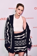 Kristen Stewart in Chanel (ph. by Emma McIntyre)