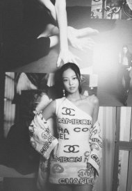 Chanel Ambassador Jennie Kim - Celebrities wearing Chanel at the Spring Summer 2023 Ready-to-Wear Show in Paris .  photo by Bobby Allin