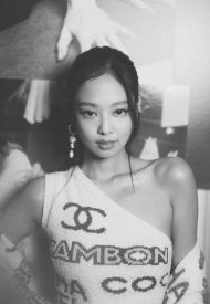 Chanel Ambassador Jennie Kim - Celebrities wearing Chanel at the Spring Summer 2023 Ready-to-Wear Show in Paris .  photo by Bobby Allin