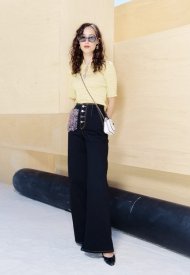 Chloe´ Wise wore Chanel at the Chanel Haute Couture Fall Winter 2022/23 show