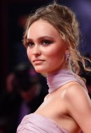 Lily-Rose Depp in Chanel - The King Premiere 76th Venice Film Festival (photo by Stefania D'Alessandro)