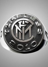 Nove25 presenta l'anello celebrativo del Triplete dell'Inter
