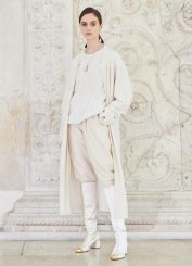 Dance and nature: Ara Pacis is a new theatre for Laura Biagiotti “Age of Women” - Fall Winter 2021/22 collection