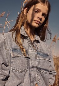 Mango launches the new denim collection which has allowed a saving of 30 million liters of water
