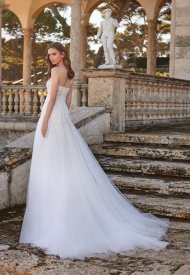 02_marchesa-for-pronovias-olympia-collection