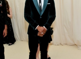 Stephan James wearing Buberry at the Metropolitan Museum of Art's Costume Institute Gala 2019  photo by Mike Coppola