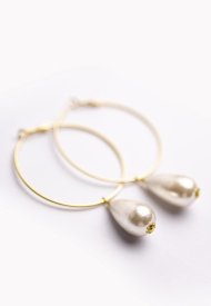 Laura Biagiotti  WINTER WHITE - Collana pendente perle
