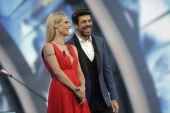 Michelle Hunziker in Alberta Ferretti, Nicola Favino in Salvatore Ferragamo. Sanremo 2018 (photo by Angelo Trani)