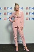 Michelle Hinziker in Ermanno Scervino . Sanremo 2018