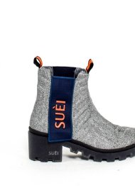 Suèi shoes Sculpture and lines Fall Winter 2022/23 Collection