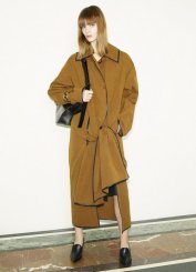 Tod’s new Women’s Fall Winter 2021/22 Collection