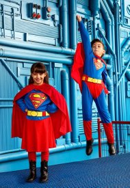 Toys Center a Gardaland SUPERMAN-SUPERGIRL-