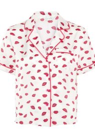 Primark_SS22 Collection_White And Red Lip Print Satin Pyjama Shirt