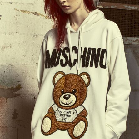 Moschino: the new Teddy Bear Embroidery from the Spring Summer 2019 collection
