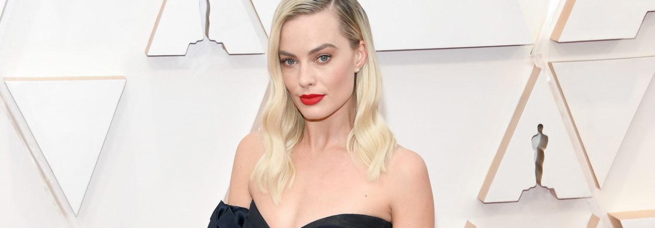 Margot Robbie wore Chanel at the 92nd Academy Awards in Los Angeles (photo by Kevin Mazur)