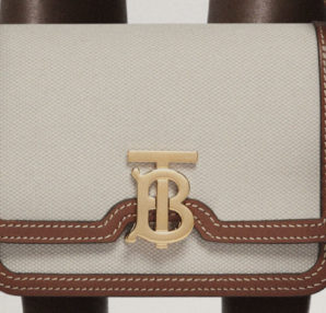 Burberry presents the canvas "The Pocket and TB Bag in canvas