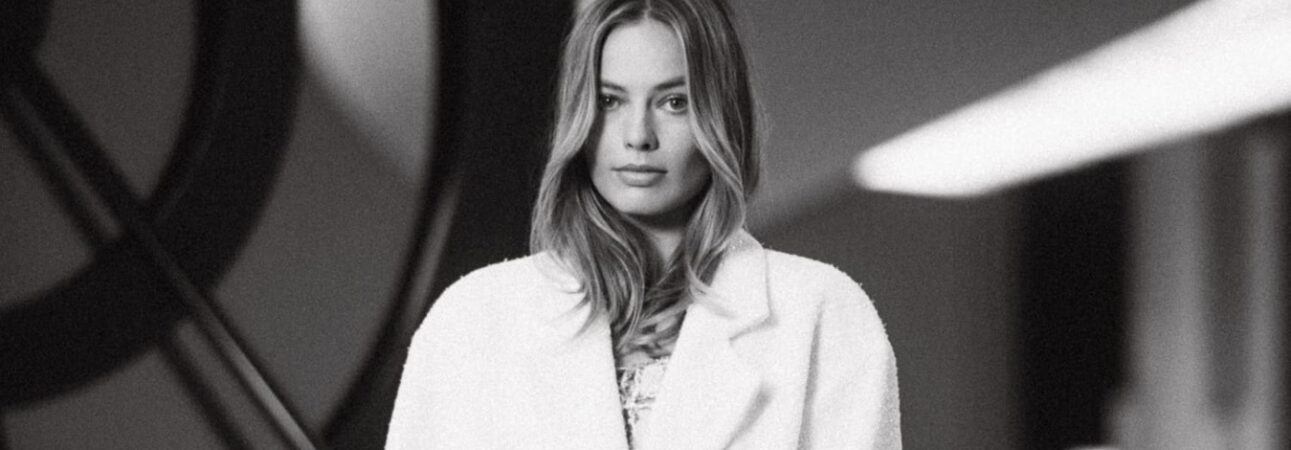 Margot Robbie wore Chanel at the Spring Summer 2022 Haute Couture Show