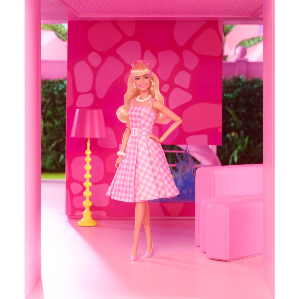 FAO Schwarz . Barbie The Movie . Vintage