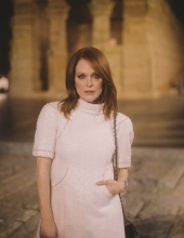 Julianne Moore at Chanel The Paris New York 2018-19 Metiers d'art collection